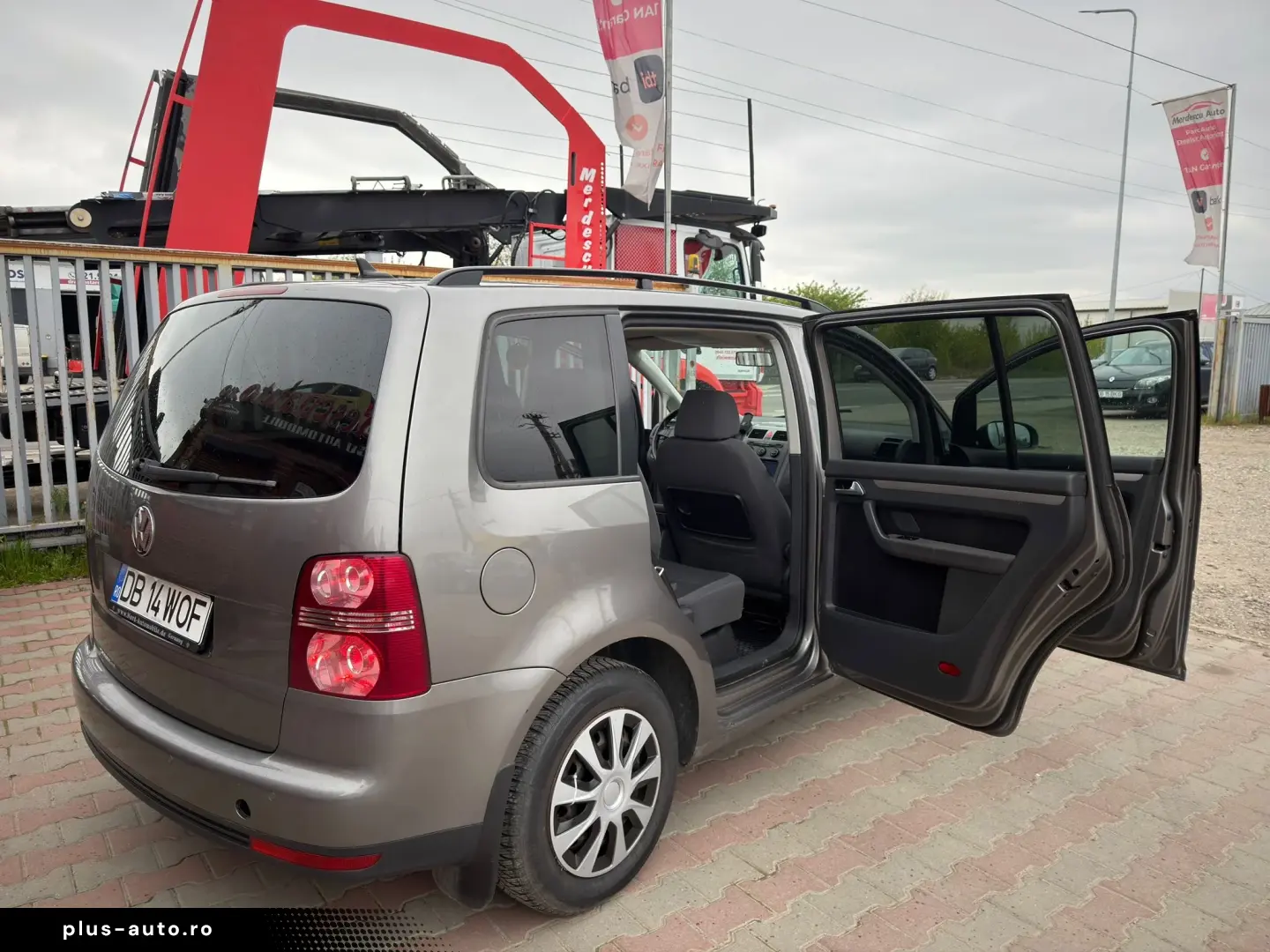 Volkswagen Touran 2008 1.9L Diesel