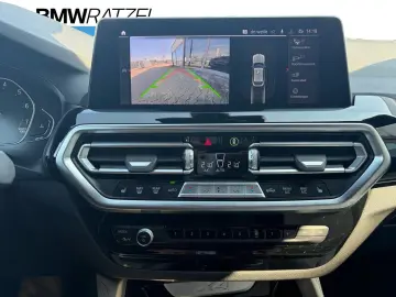 BMW X4 xDrive20i Live Cockpit Plus