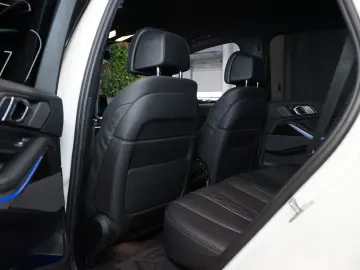 BMW X5 30d XDRIVE M LED H K SHADOW 59.008 € NETTO