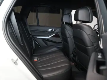 BMW X5 30d XDRIVE M LED H K SHADOW 59.008 € NETTO