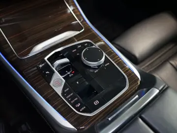 BMW X5 30d XDRIVE M LED H K SHADOW 59.008 € NETTO