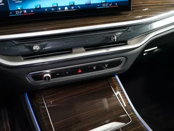 BMW X5 30d XDRIVE M LED H K SHADOW 59.008 € NETTO