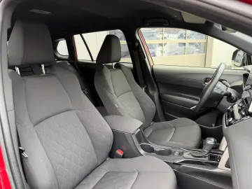 TOYOTA Corolla Cross 2.0 Hybrid Style Comfort  BSM  AHK