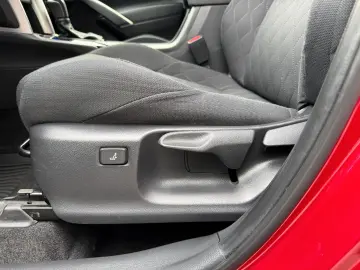 TOYOTA Corolla Cross 2.0 Hybrid Style Comfort  BSM  AHK