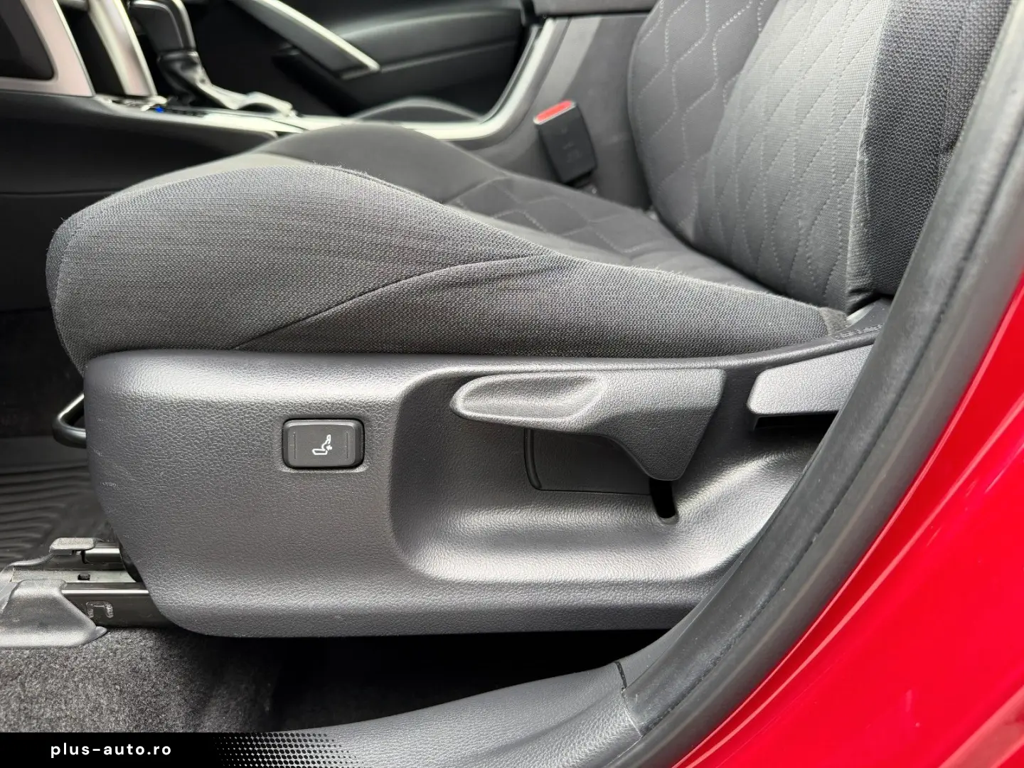 TOYOTA Corolla Cross 2.0 Hybrid Style Comfort  BSM  AHK