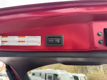 TOYOTA Corolla Cross 2.0 Hybrid Style Comfort  BSM  AHK