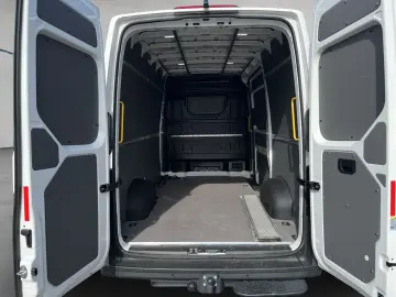 VW Crafter 35 Kasten HD 177 PS TDI  Dienstwagen  AH