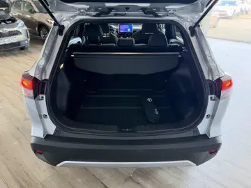 TOYOTA Corolla Cross Hybrid 2.0 VVT-i Team Deutschland