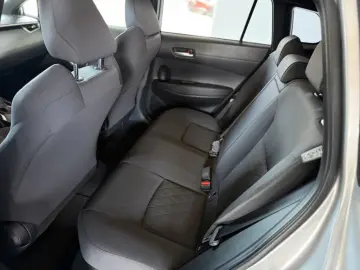 TOYOTA Corolla Cross Hybrid 2.0 VVT-i Team Deutschland