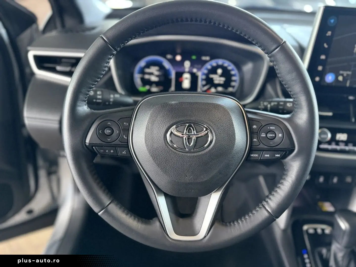 TOYOTA Corolla Cross Hybrid 2.0 VVT-i Team Deutschland