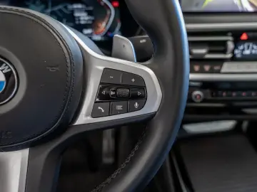 BMW X4 xDrive 20d M-Sport FACEL. PANO 360  LED W-LAN