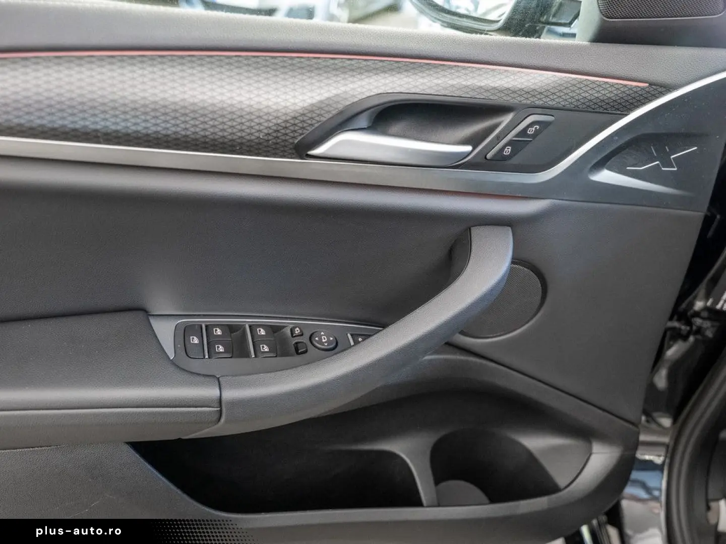 BMW X4 xDrive 20d M-Sport FACEL. PANO 360  LED W-LAN