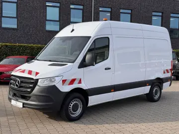 MERCEDES-BENZ Sprinter 317 CDI L2H2 Aut. StHz Regal AHK 3 5t