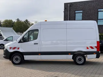 MERCEDES-BENZ Sprinter 317 CDI L2H2 Aut. StHz Regal AHK 3 5t