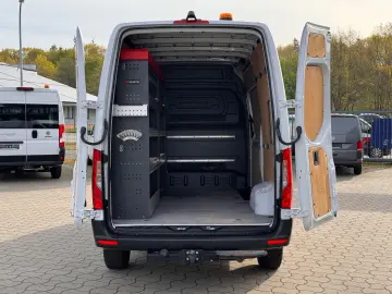 MERCEDES-BENZ Sprinter 317 CDI L2H2 Aut. StHz Regal AHK 3 5t