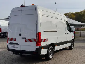 MERCEDES-BENZ Sprinter 317 CDI L2H2 Aut. StHz Regal AHK 3 5t