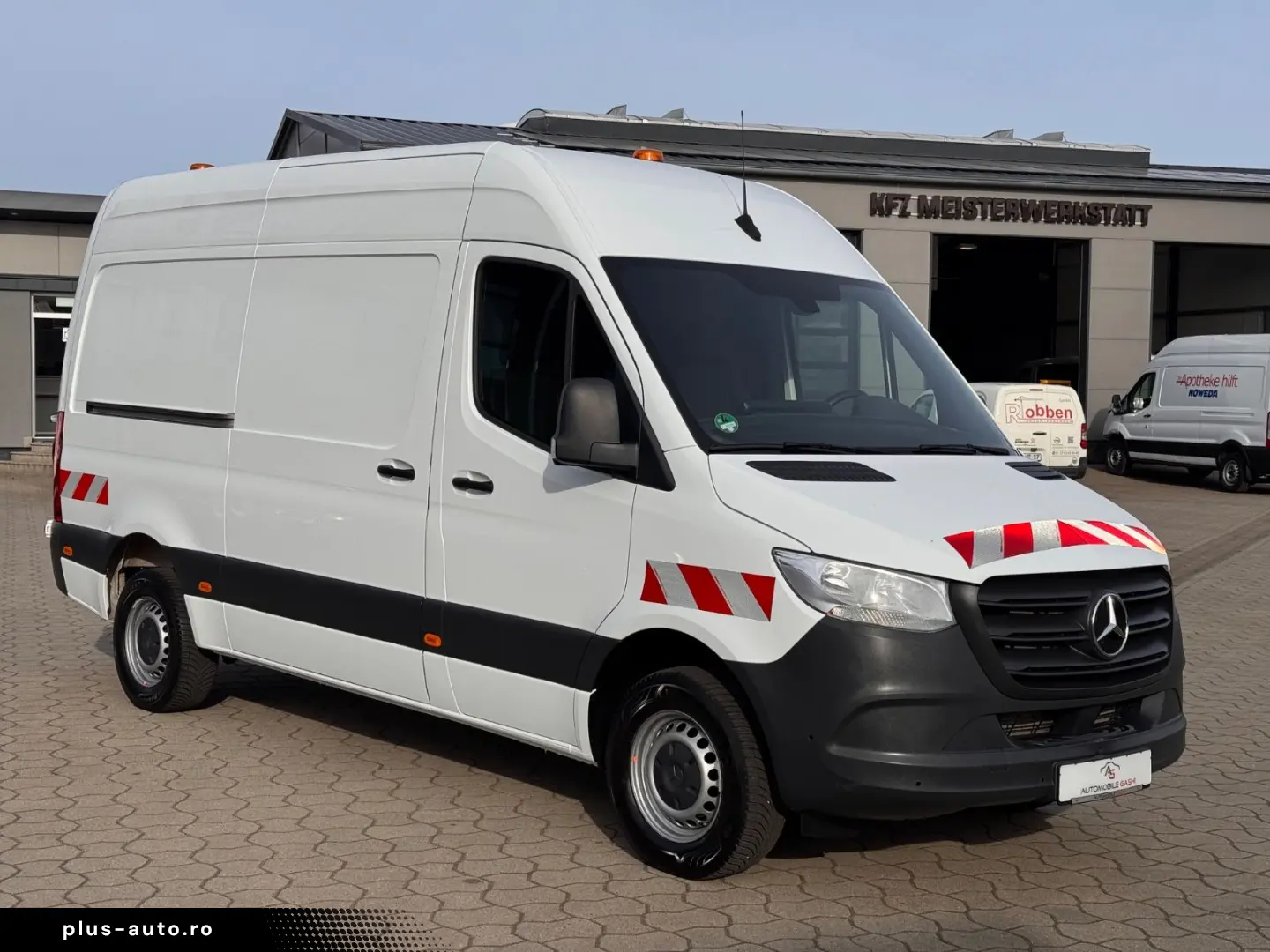 MERCEDES-BENZ Sprinter 317 CDI L2H2 Aut. StHz Regal AHK 3 5t