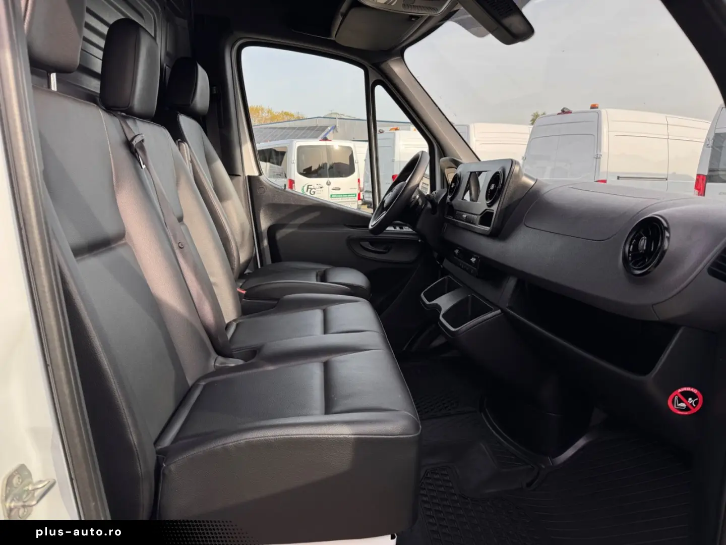 MERCEDES-BENZ Sprinter 317 CDI L2H2 Aut. StHz Regal AHK 3 5t