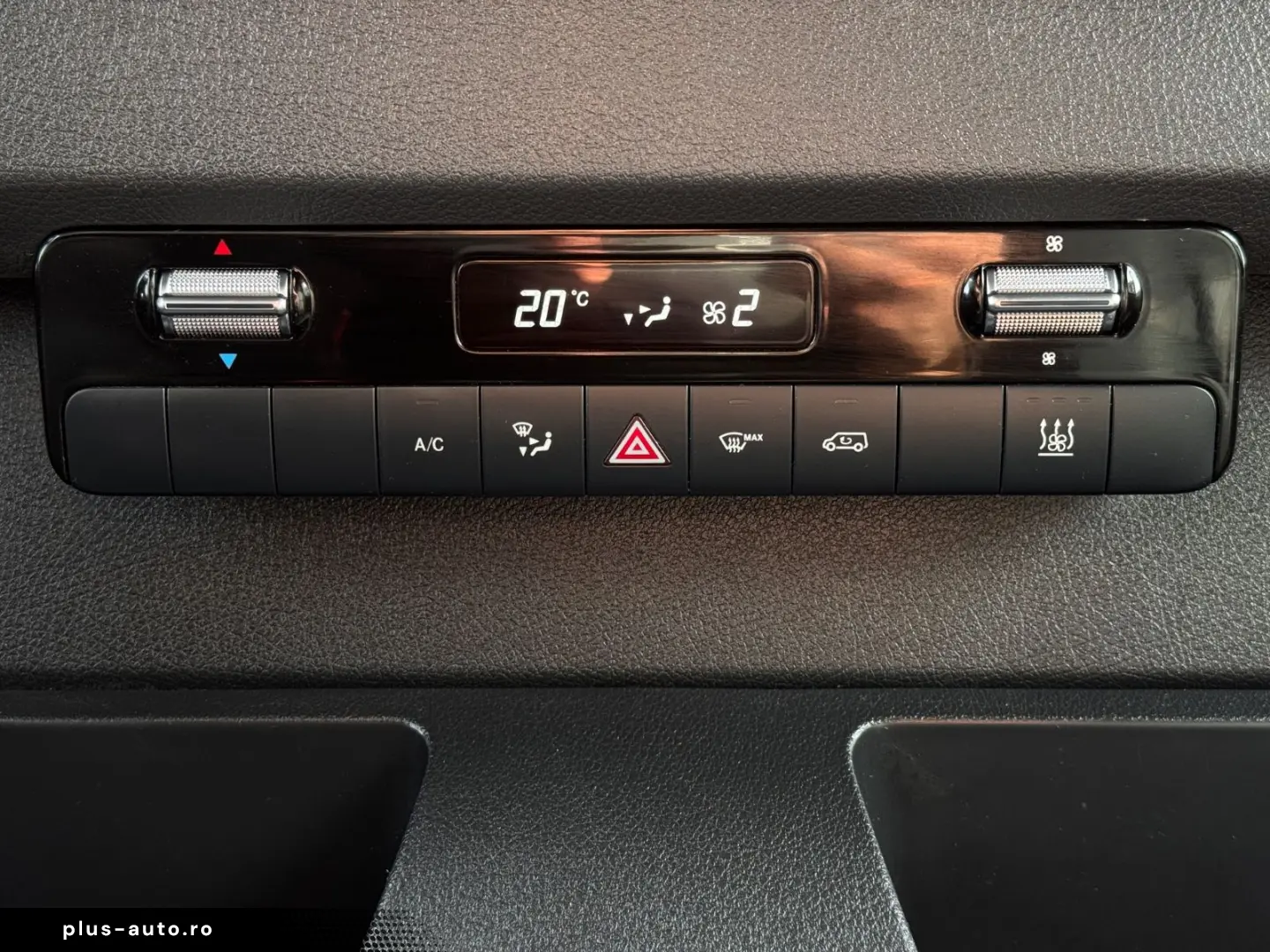MERCEDES-BENZ Sprinter 317 CDI L2H2 Aut. StHz Regal AHK 3 5t