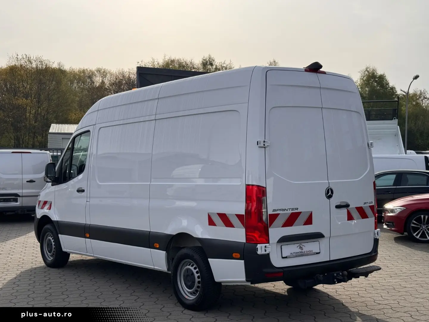 MERCEDES-BENZ Sprinter 317 CDI L2H2 Aut. StHz Regal AHK 3 5t