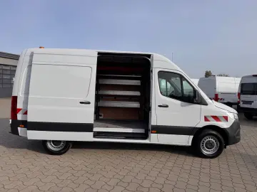 MERCEDES-BENZ Sprinter 317 CDI L2H2 Aut. StHz Regal AHK 3 5t