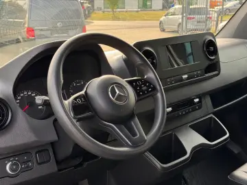 MERCEDES-BENZ Sprinter 317 CDI L2H2 Aut. StHz Regal AHK 3 5t