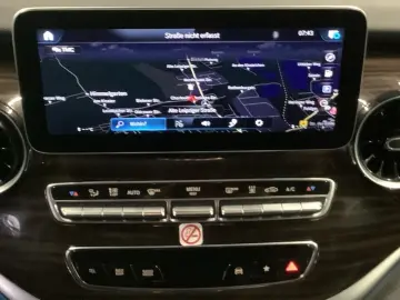 MERCEDES-BENZ V 300d AVANTGARDE extralang AIRMATIC LED-ILS
