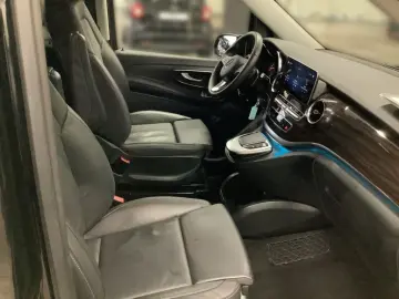 MERCEDES-BENZ V 300d AVANTGARDE extralang AIRMATIC LED-ILS