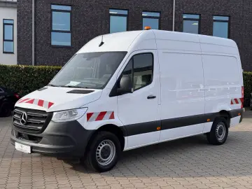 MERCEDES-BENZ Sprinter 317 CDI L2H2 Aut. StHz Regal AHK 3 5t