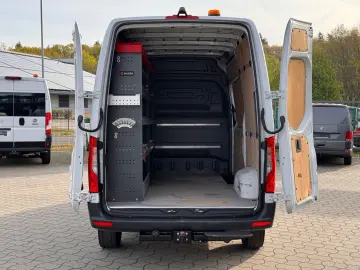 MERCEDES-BENZ Sprinter 317 CDI L2H2 Aut. StHz Regal AHK 3 5t