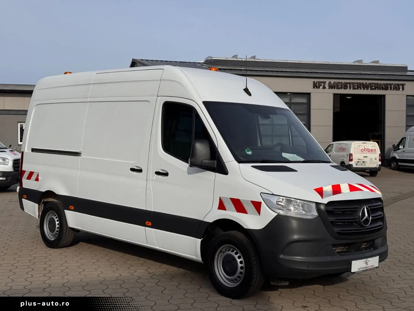 MERCEDES-BENZ Sprinter 317 CDI L2H2 Aut. StHz Regal AHK 3 5t