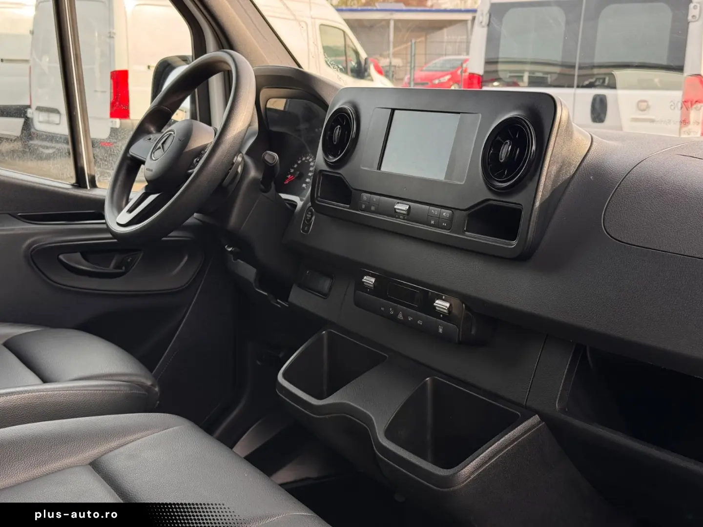 MERCEDES-BENZ Sprinter 317 CDI L2H2 Aut. StHz Regal AHK 3 5t