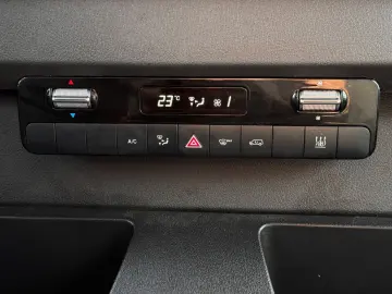 MERCEDES-BENZ Sprinter 317 CDI L2H2 Aut. StHz Regal AHK 3 5t