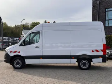 MERCEDES-BENZ Sprinter 317 CDI L2H2 Aut. StHz Regal AHK 3 5t