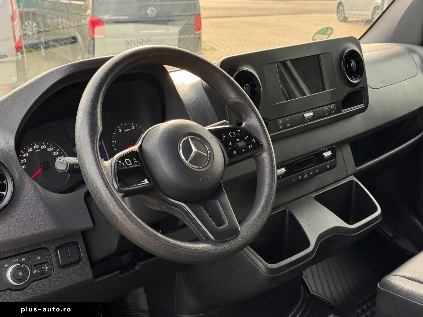 MERCEDES-BENZ Sprinter 317 CDI L2H2 Aut. StHz Regal AHK 3 5t