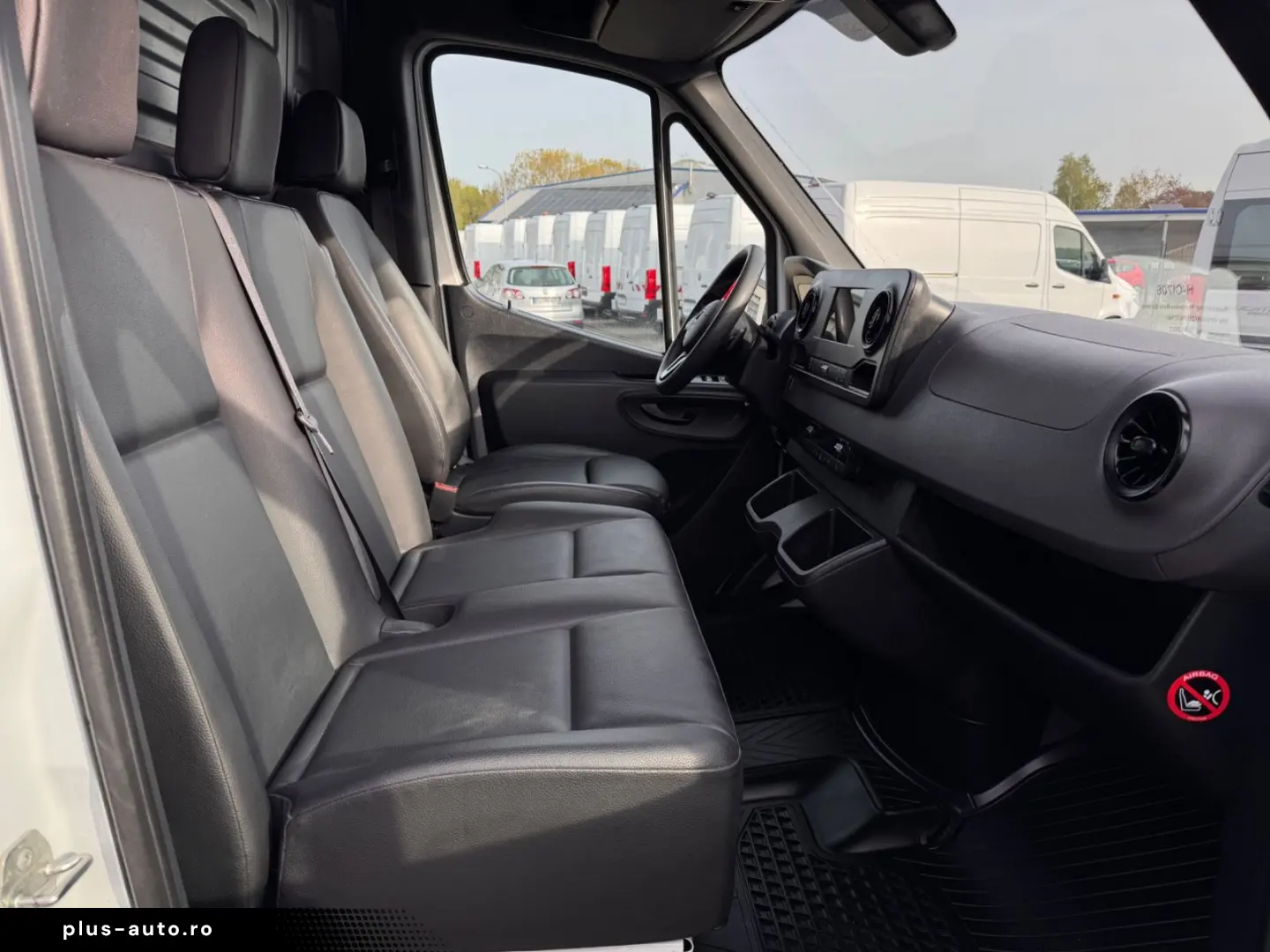 MERCEDES-BENZ Sprinter 317 CDI L2H2 Aut. StHz Regal AHK 3 5t