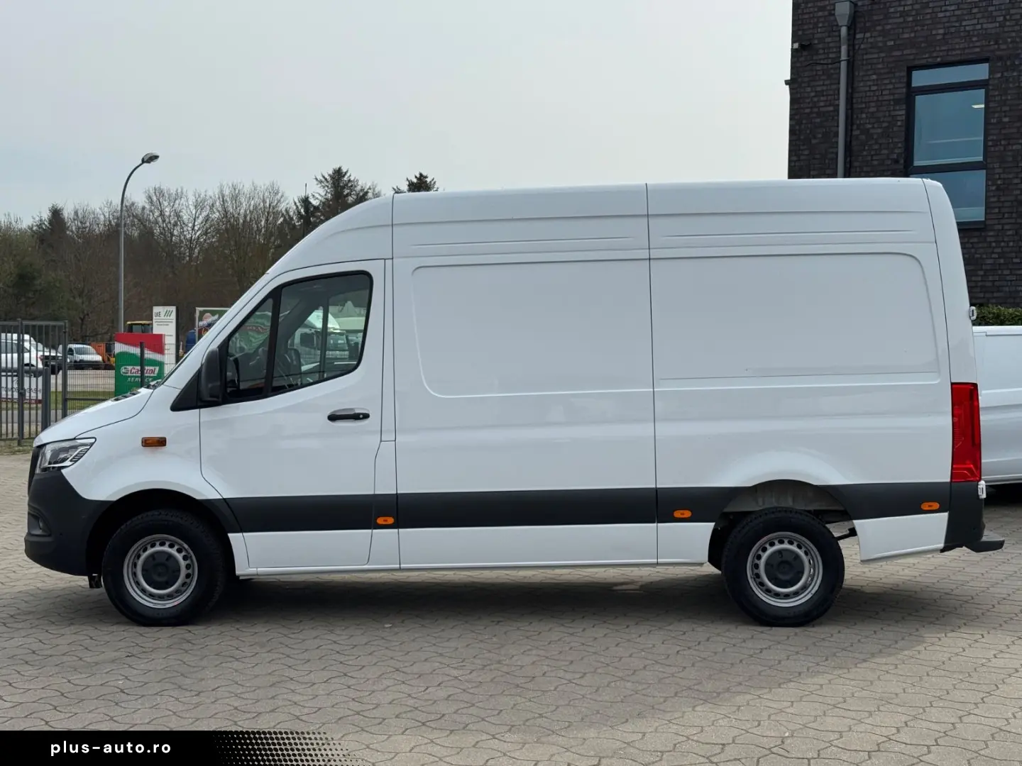 MERCEDES-BENZ Sprinter 317 CDI L2H2 Aut. LED Kamera FACELIFT
