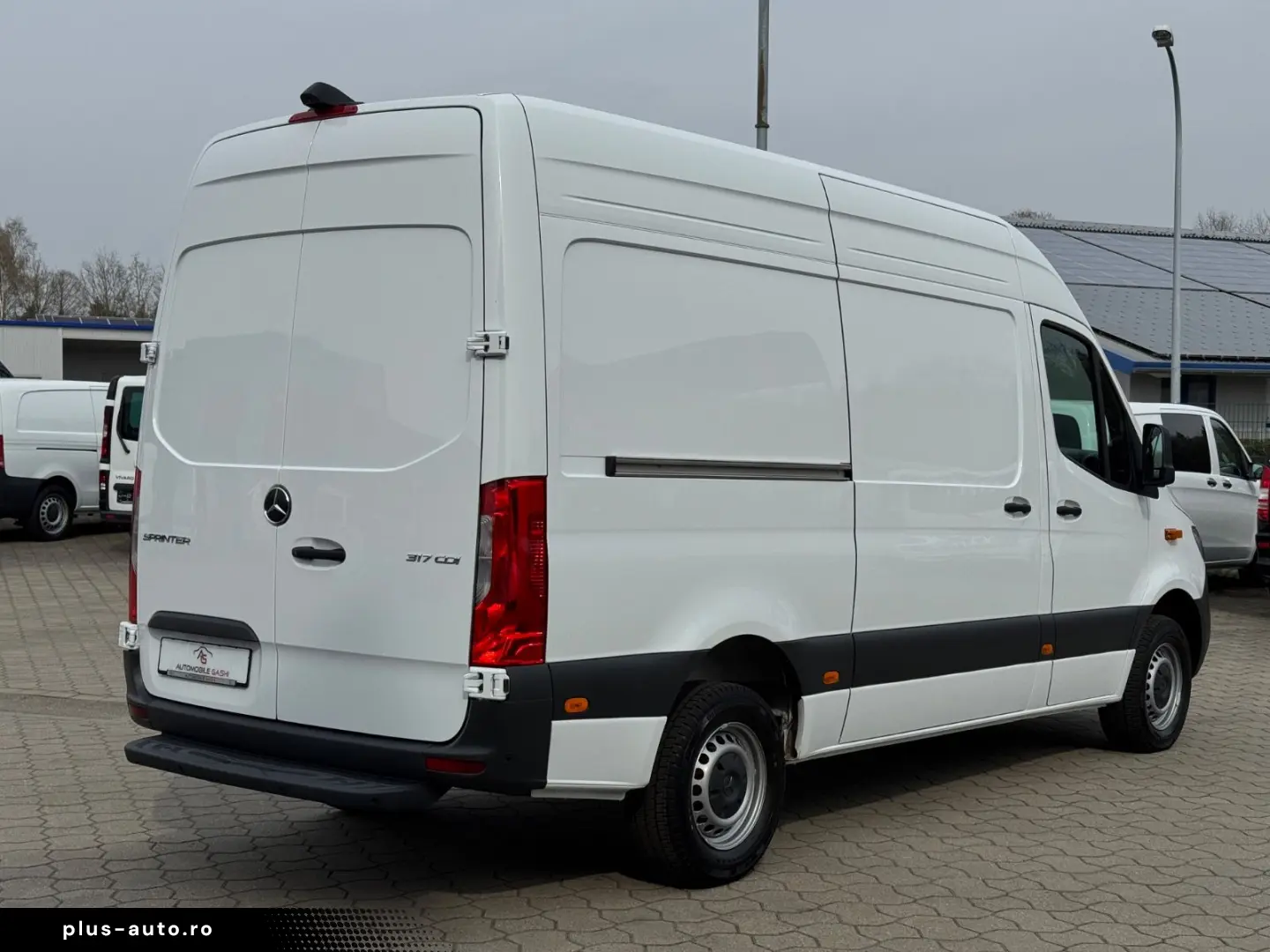 MERCEDES-BENZ Sprinter 317 CDI L2H2 Aut. LED Kamera FACELIFT
