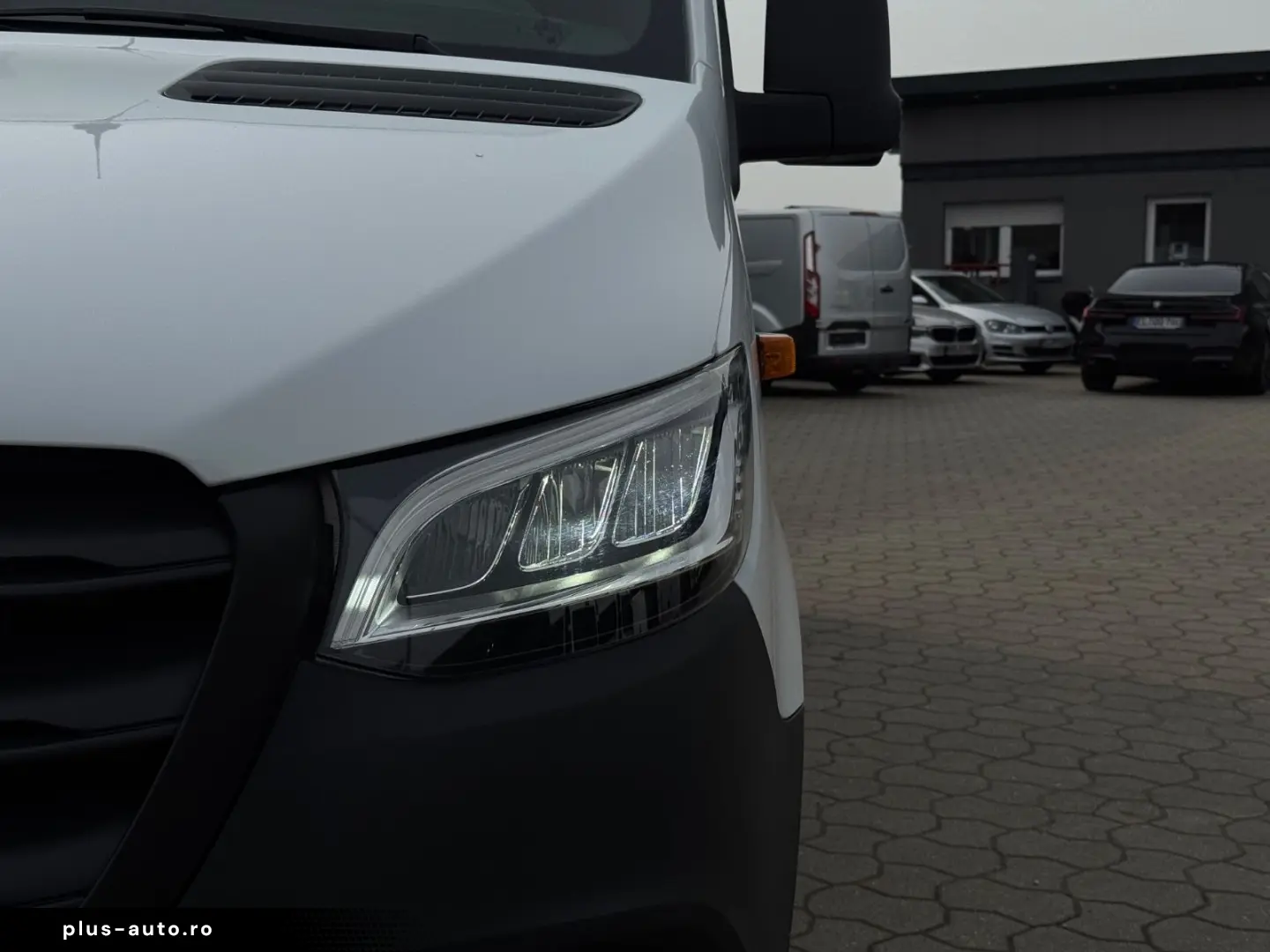 MERCEDES-BENZ Sprinter 317 CDI L2H2 Aut. LED Kamera FACELIFT