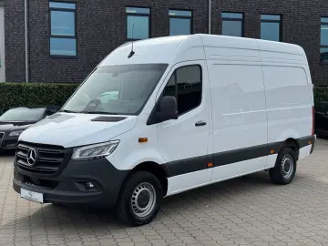 MERCEDES-BENZ Sprinter 317 CDI L2H2 Aut. LED Kamera FACELIFT