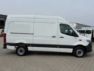 MERCEDES-BENZ Sprinter 317 CDI L2H2 Aut. LED Kamera FACELIFT