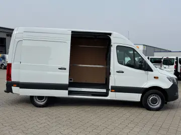 MERCEDES-BENZ Sprinter 317 CDI L2H2 Aut. LED Kamera FACELIFT