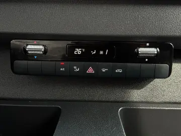 MERCEDES-BENZ Sprinter 317 CDI L2H2 Aut. LED Kamera FACELIFT