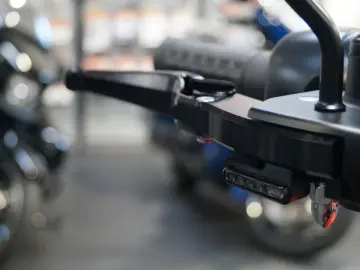 Harley-Davidson Softail BREAKOUT 117 ORANGE&BLACK