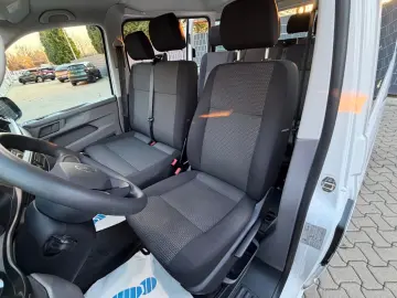 VW T6.1 Transporter Kombi 9 Sitze AHK