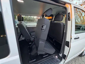 VW T6.1 Transporter Kombi 9 Sitze AHK
