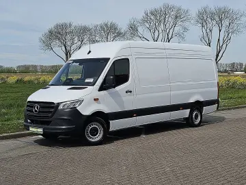 MERCEDES-BENZ SPRINTER 317 L3H2 Maxi LED Navi! Kasten