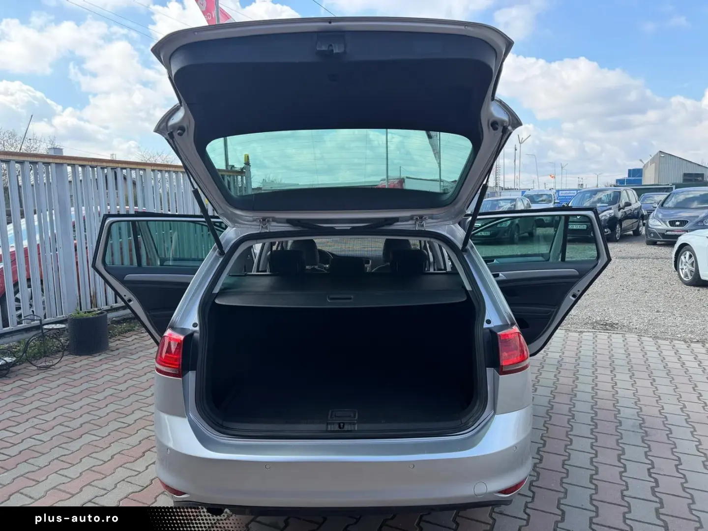 Volkswagen Golf 7 2015 1.6L Diesel