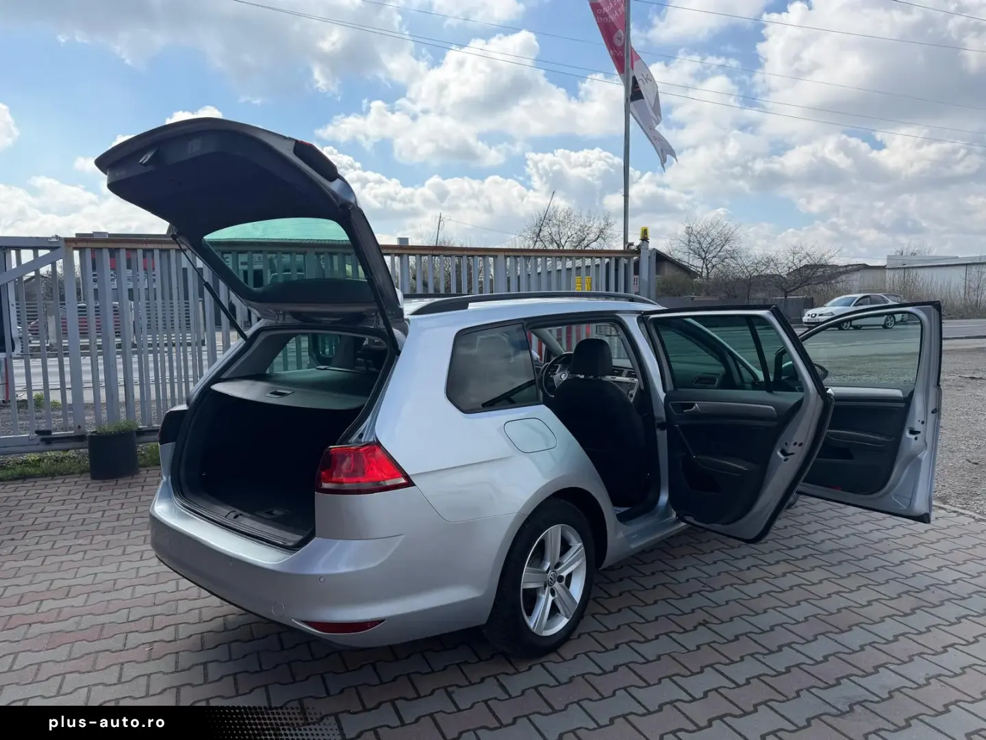 Volkswagen Golf 7 2015 1.6L Diesel