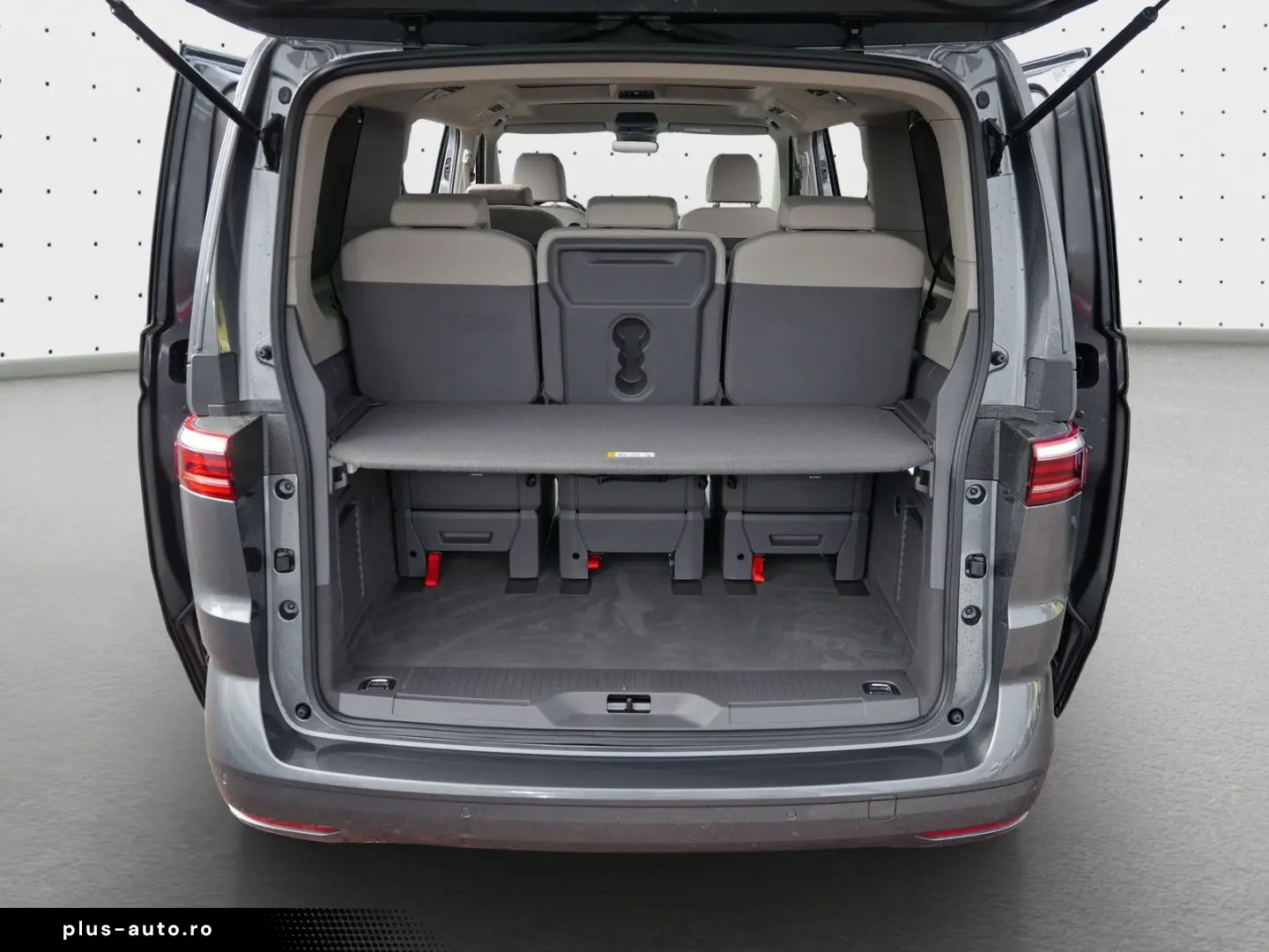 VW T7 Multivan Life 2.0 TDI Stand RFK Pano ACC Digi